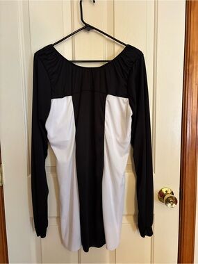 Black and White Long Sleeve Colorblock Top